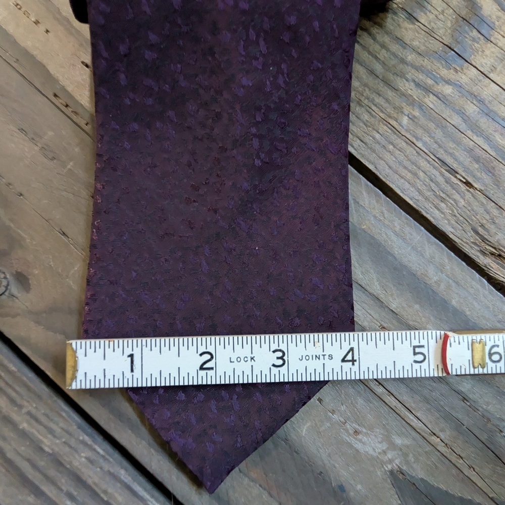 Hugo Boss Hand Made Silk Tie - Picture 5 of 5